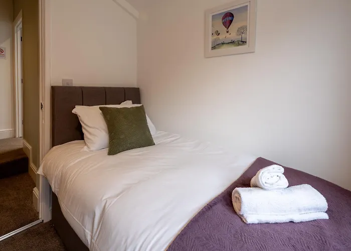 Kinsale House By Cliftonvalley Бристоль