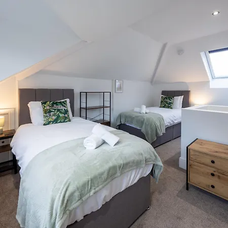 Kinsale House By Cliftonvalley * Bristol