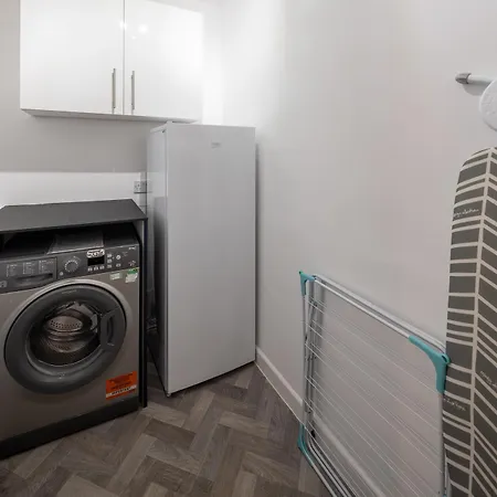 Kinsale House By Cliftonvalley Bristol