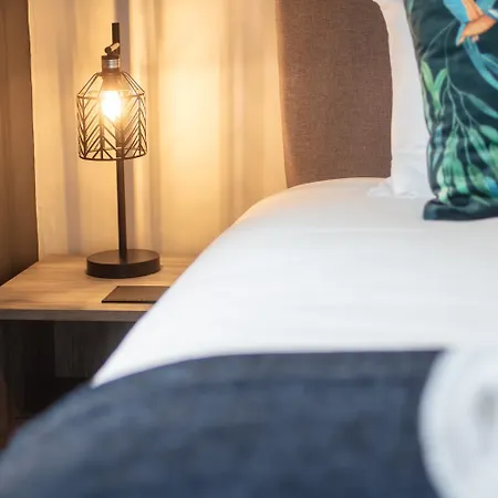 Kinsale House By Cliftonvalley 布里斯托