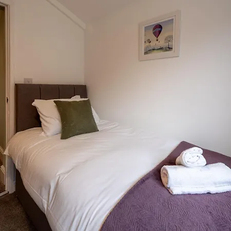 Kinsale House By Cliftonvalley Bristol